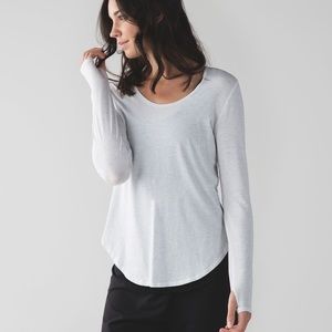 lululemon Yogini Long sleeve - cream sz 8